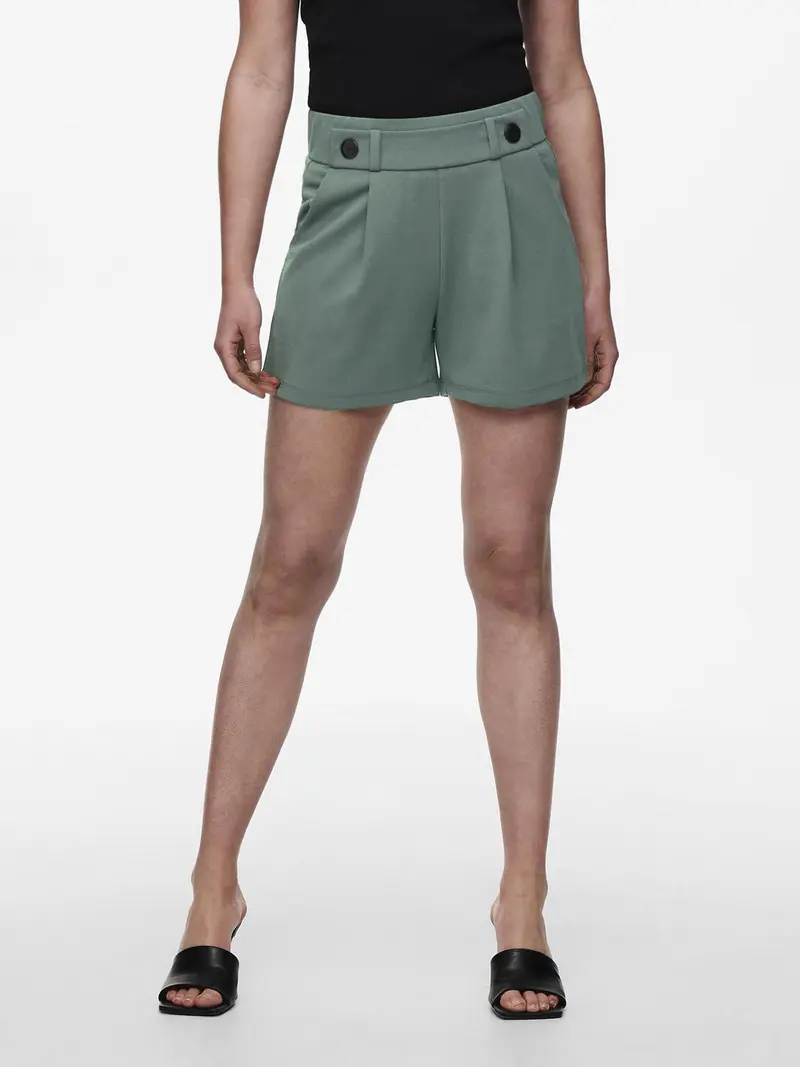 SHORT GEGGO